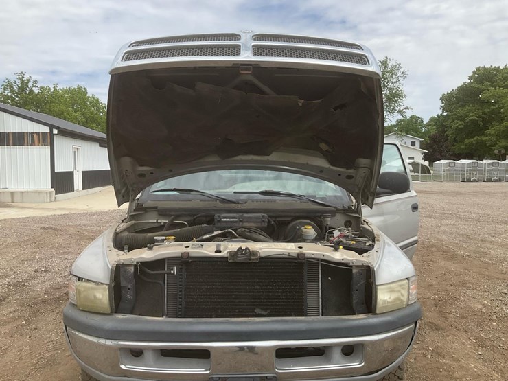 1999-dodge-2500-image-54