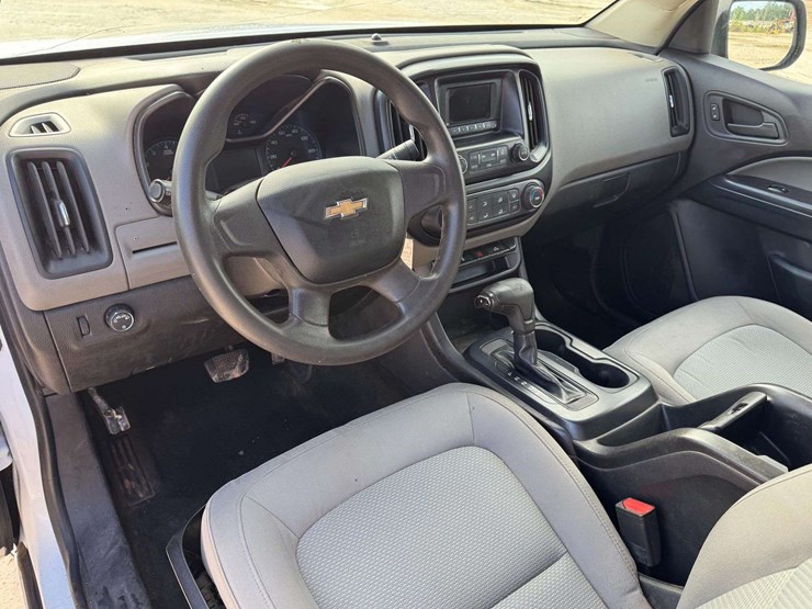2016-chevrolet-colorado-image-12