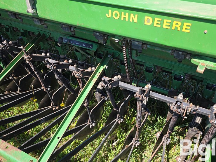 john-deere-8200-image-16