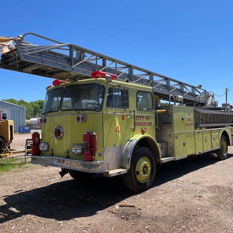 #7035 • 1970 Seagrave Fire Engine (WI Title In Delay) (Deerbrook, WI)
