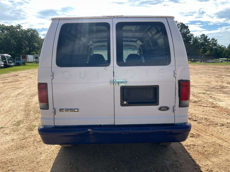 2006-ford-e250-image-6