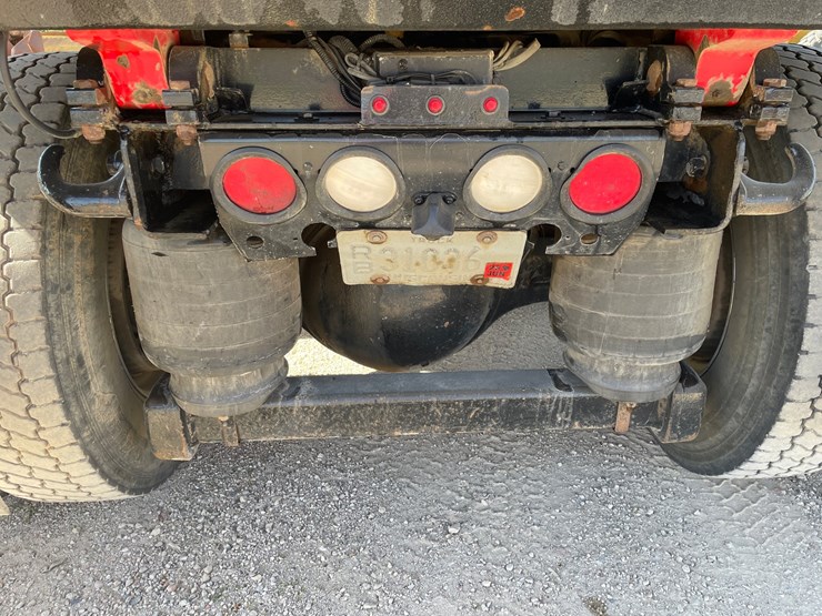 2019-kenworth-t880-image-27