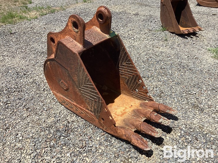 hensley-kob224gpsk1304-23"-excavator-bucket-image-3