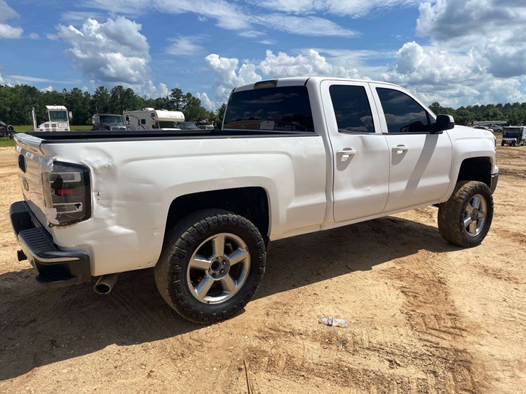 2014-chevrolet-silverado-1500-lt-image-3