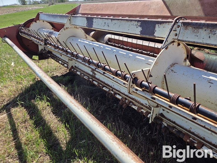 hesston-6600-image-20