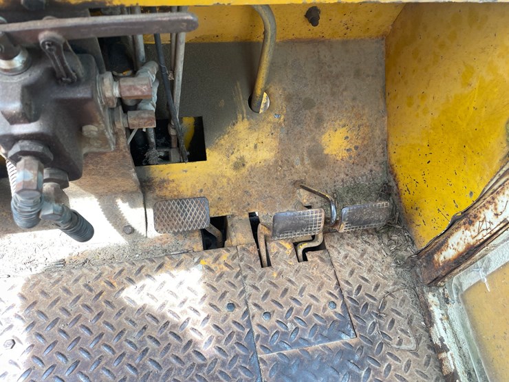 #302-•-liftmaster-rough-terrain-forklift-(boyceville-wi)-image-49