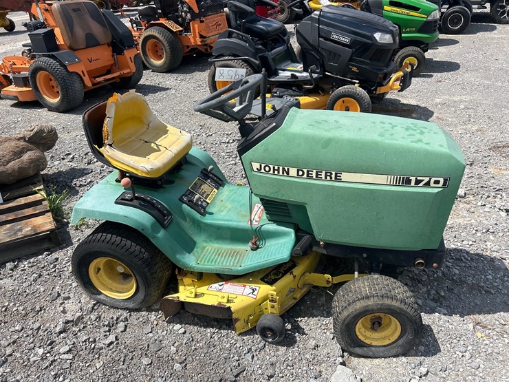 john-deere-170-image-3