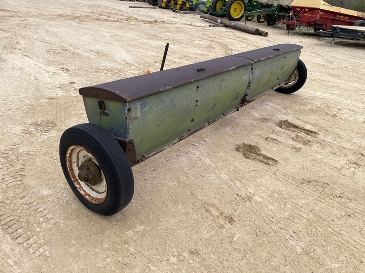 #2015-•-antique-john-deere-lime-spreader-image-7