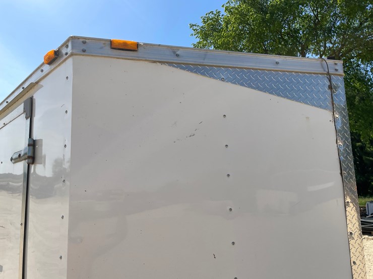 #412-•-2012-middlebury-16'-enclosed-trailer-(has-wi-title)-image-45