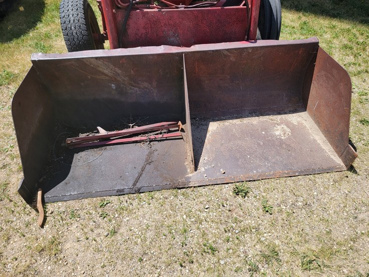 case-ih-farmall-706-image-19