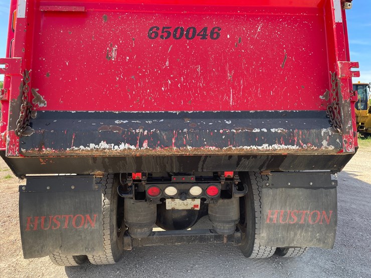 2019-kenworth-t880-image-28