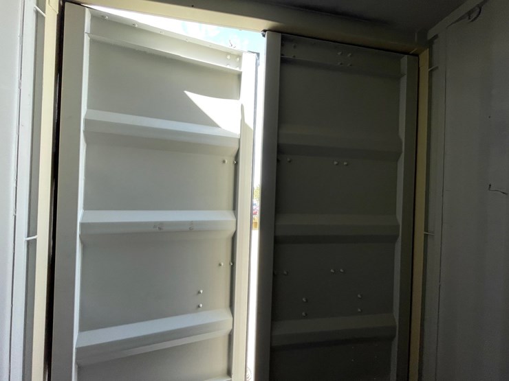 #101-•-40'-high-cube-multi-door-container-image-14