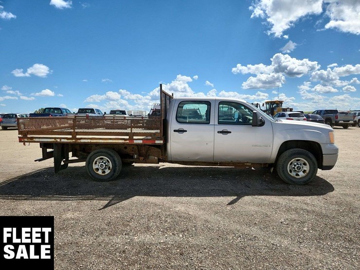 2009-gmc-sierra-3500hd-image-9