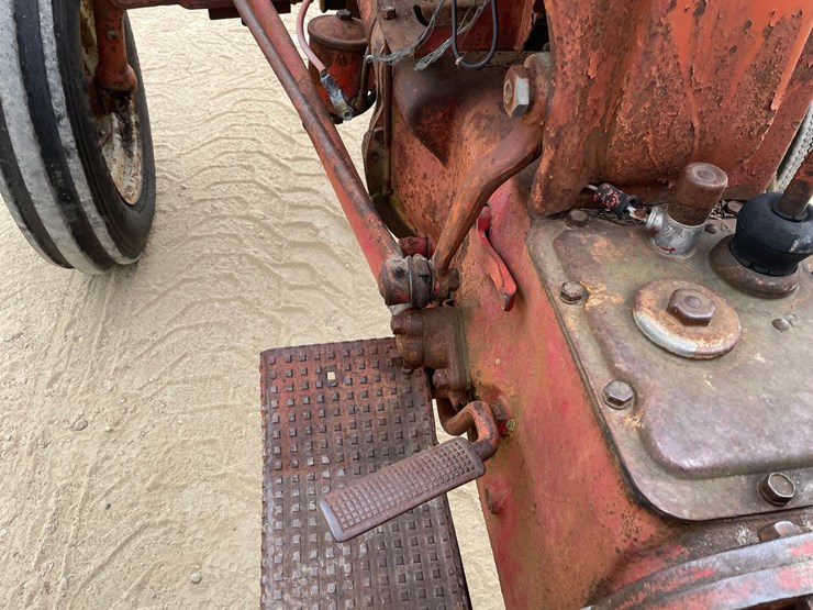 ford-8n-image-25
