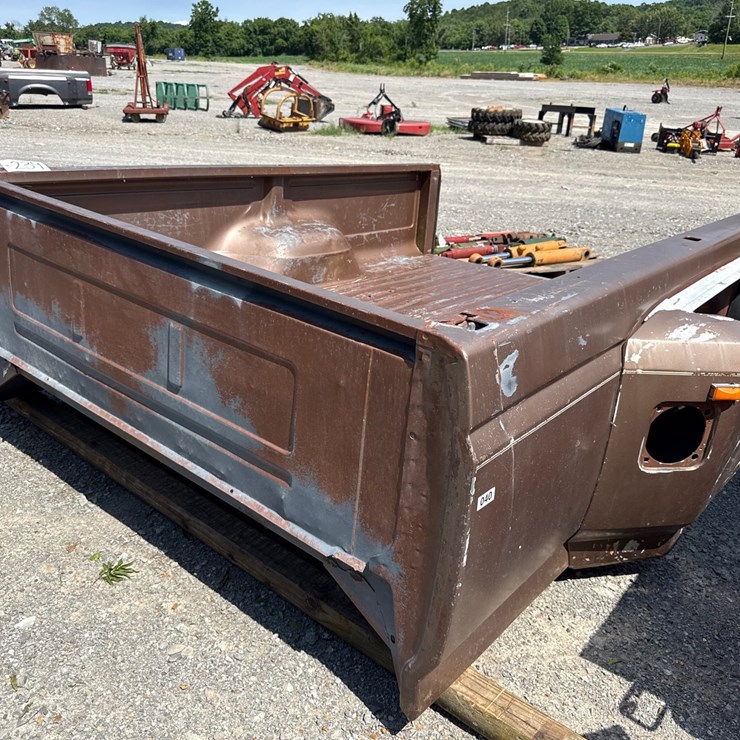 FORD TRUCK BED