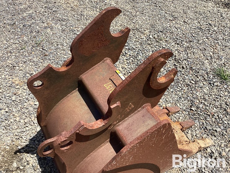kubota-23"-excavator-bucket-image-15