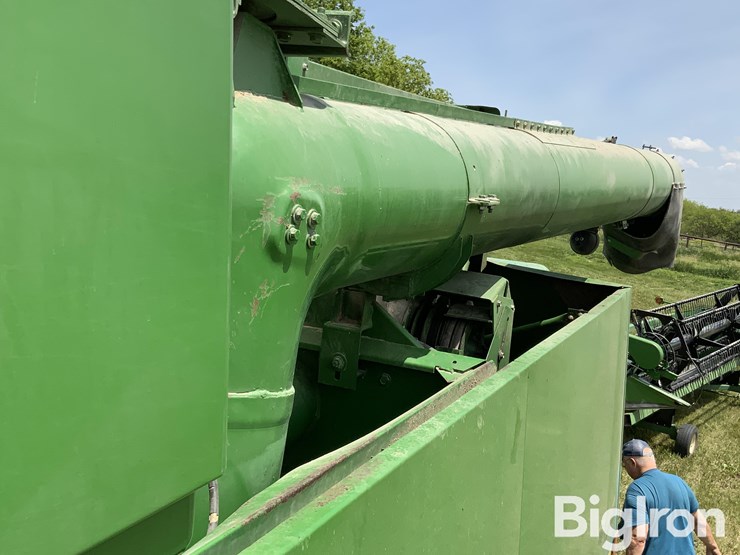 1990-john-deere-9500-image-17