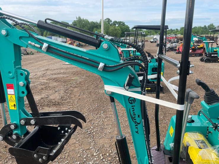 #2021-•-2026-cfg-h16r-mini-excavator-image-18