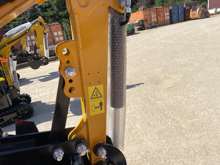 #1102-•-new-ats-rt15r-mini-excavator-image-21