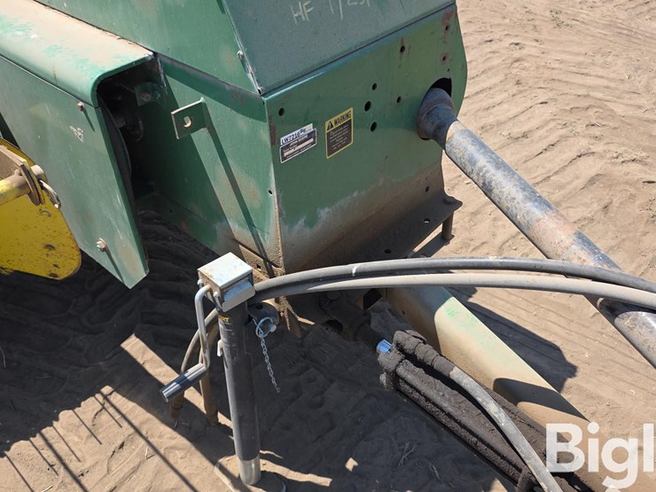 john-deere-328-image-13