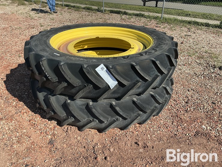 john-deere-7000-image-1