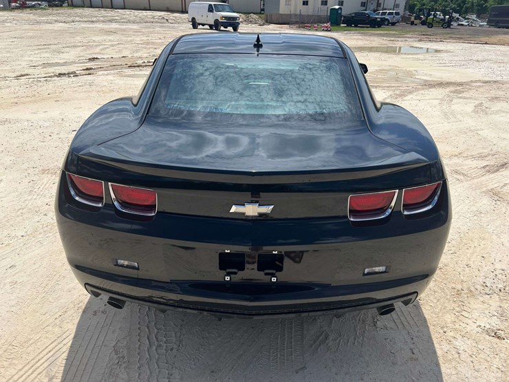 2013-chevrolet-camaro-2-door-coupe-(98,540-miles)-image-6