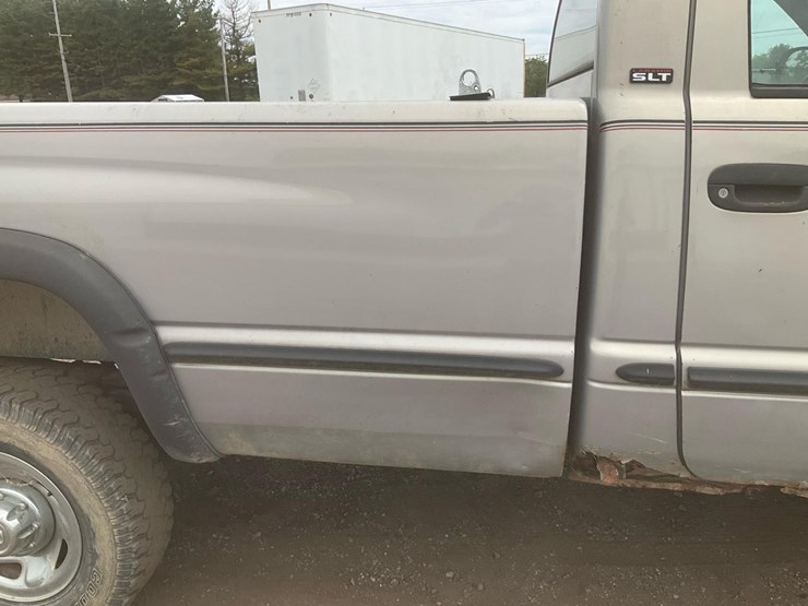 1999-dodge-2500-image-44