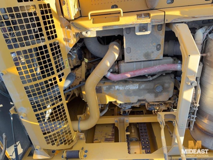 2017-caterpillar-349fl-image-25