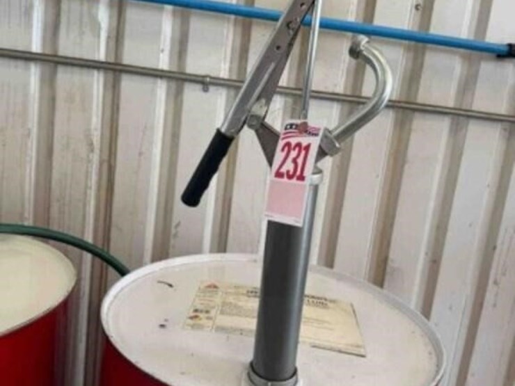 55-gallon-steel-drum-oil-image-2