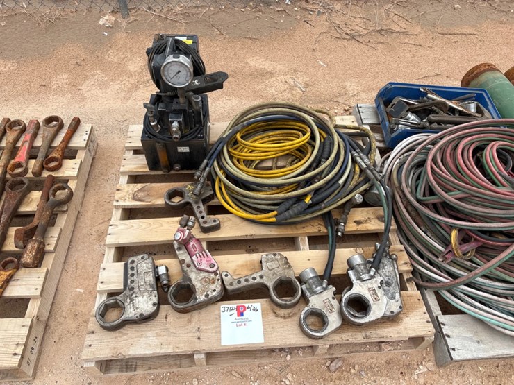patriot-10k-portable-electric-hydraulic-power-pack-w/-set-of-hydraulic-torque-wrenches-image-1