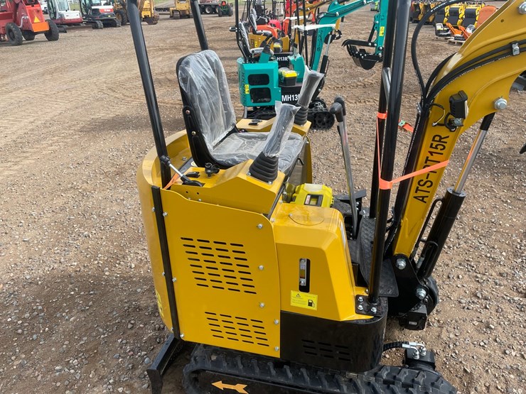 #2038-•-2026-cfg-h13r-mini-excavator-image-10