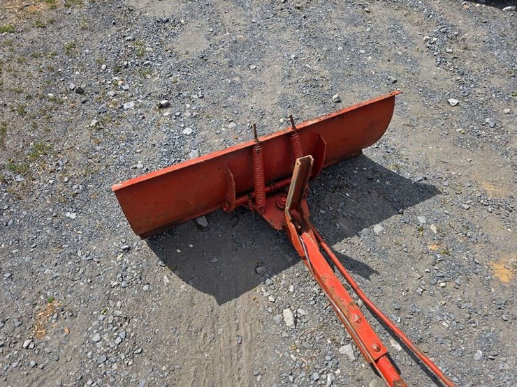 massey-ferguson-12-image-3