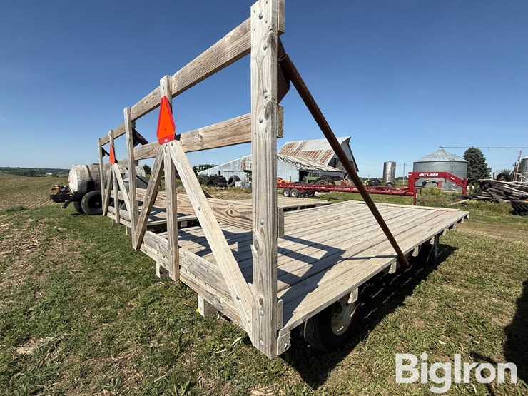16'-hay-rack-on-john-deere-running-gear-image-4