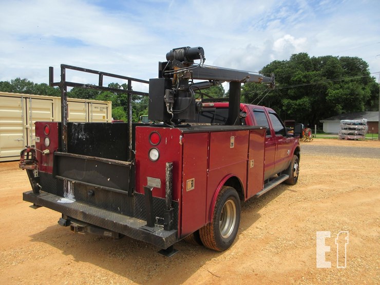 2014-ford-f350-sd-lariat-image-4