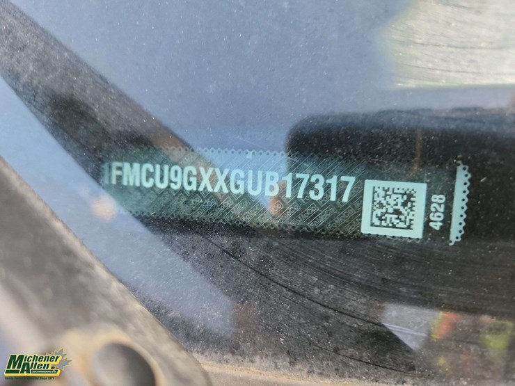 2016-ford-escape-se-image-35