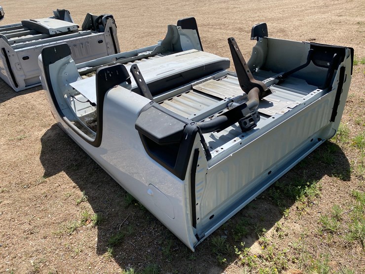 #7418-•-2020-and-newer-chevrolet-take-off-box-with-tailgate-(antigo,-wi)-image-4