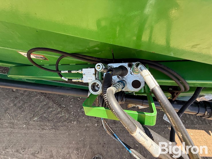 2010-john-deere-612c-image-14