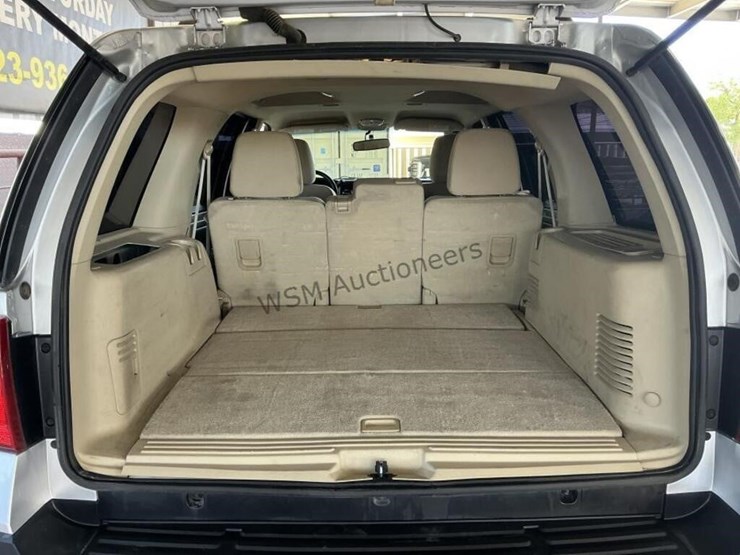 2015-ford-expedition-image-9