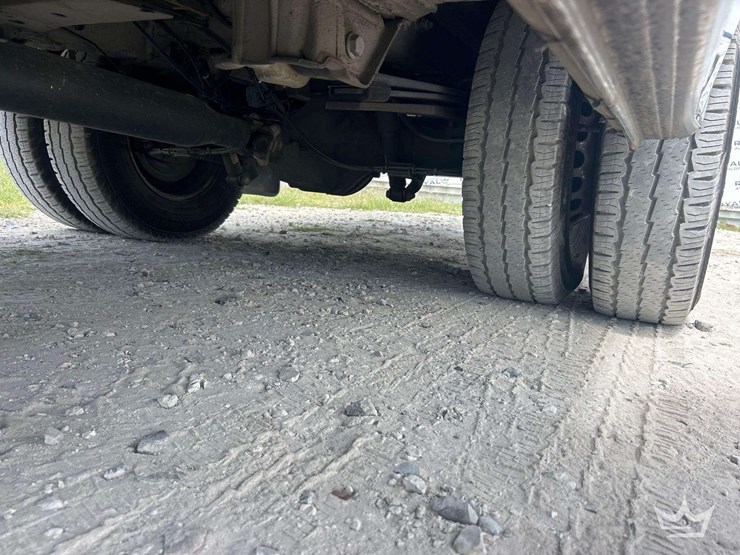 2021-mercedes-benz-sprinter-4500-image-25