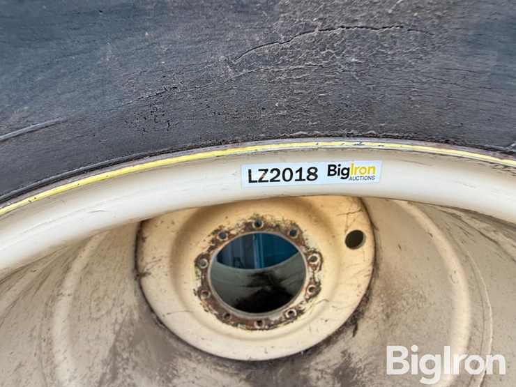 firestone-76x50.00-32-flotation-tire-&-rim-image-12