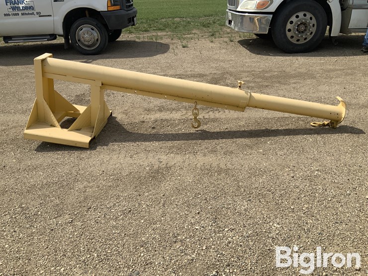 jib-crane-for-forklift-image-4