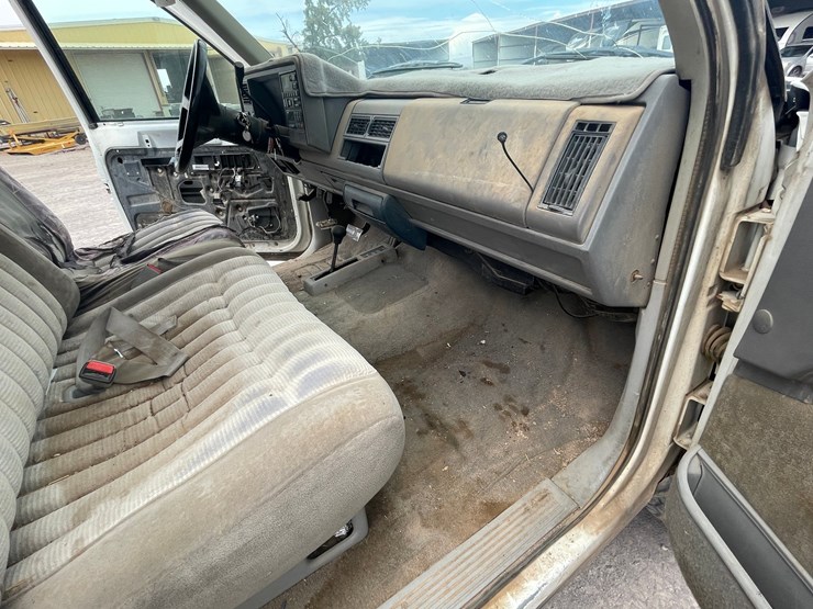 1992-chevrolet-k2500-image-42