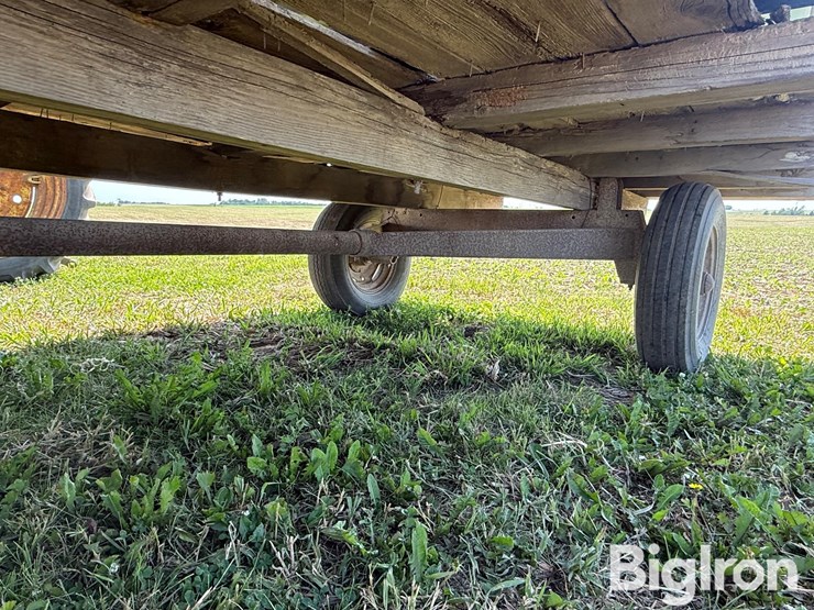 nurse-trailer-hayrack-w/-2,550-gal-poly-water-tank-image-20