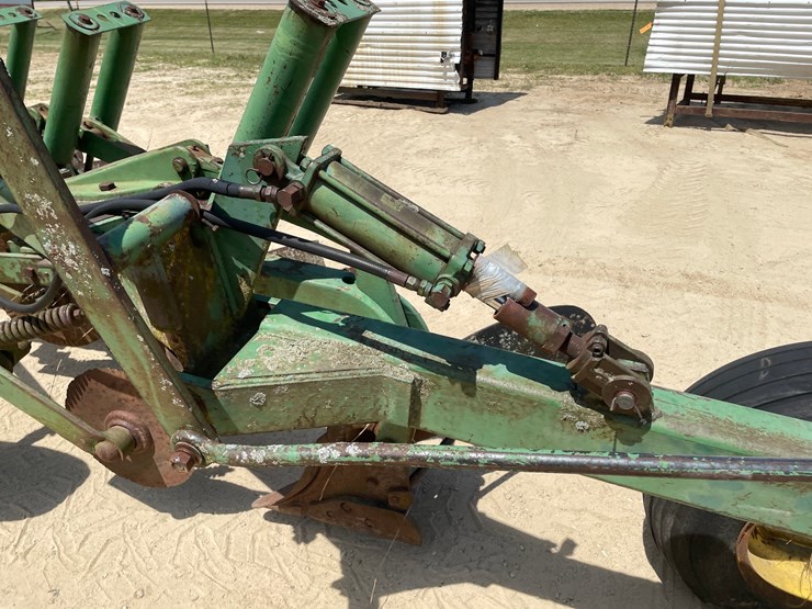 john-deere-2500-image-20