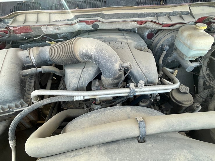 2015-dodge-ram-2500-image-31