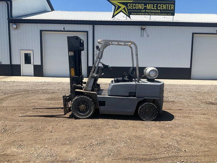 #1378-•-1989-nissan-p50k-forklift-image-2