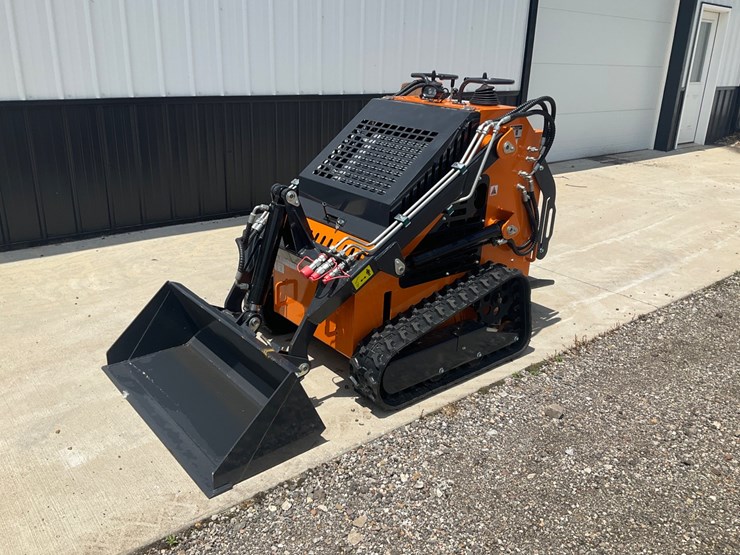#1001-•-unused-landhero-mini-skid-steer-loader-image-1