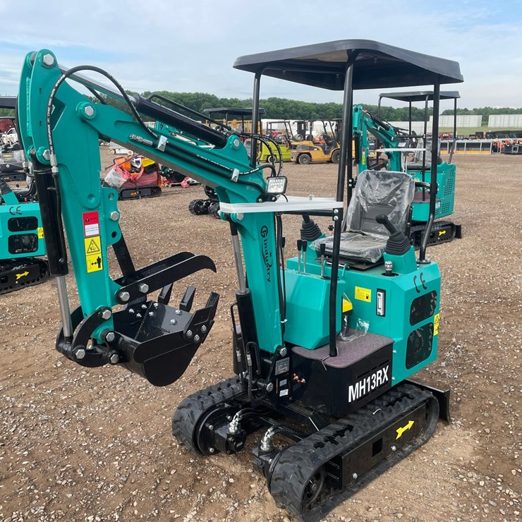 #2022 • 2026 CFG MH13RX Mini Excavator