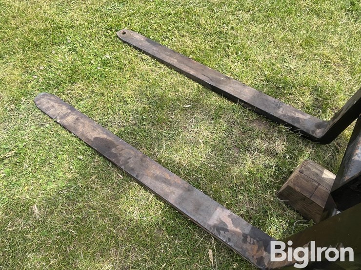 woods-50"-dual-pallet-forks-image-18