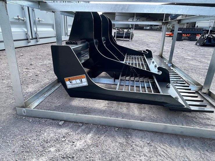 #2764-•-unused-2026-wolverine-skid-steer-land-leveler-attachment-image-9